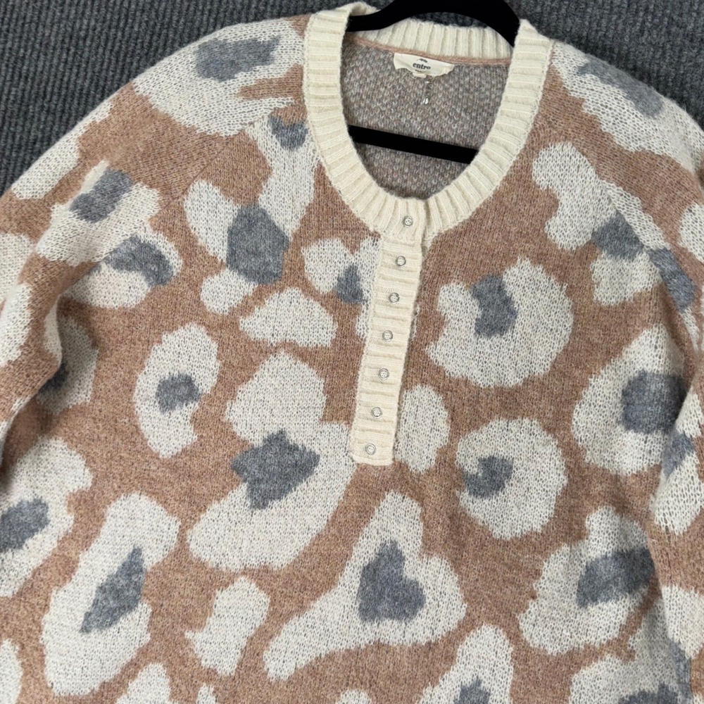 Entro Women 1X Leopard Knit Sweater Neutral Beige Gray Cozycore Retro Y2K Animal